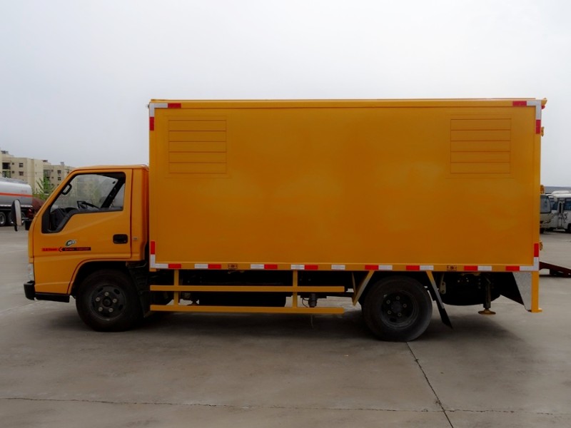 江鈴小型應(yīng)急發(fā)電車、電源車
